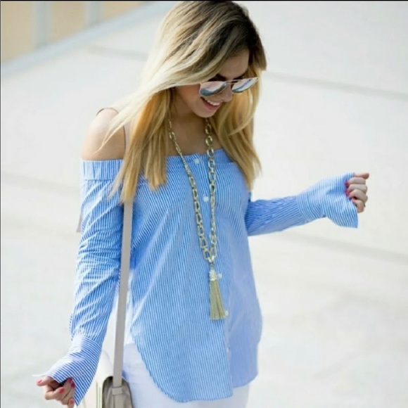 rag & bone Tops - Nwt Rag & bone indigo chambray denim off shoulder button top